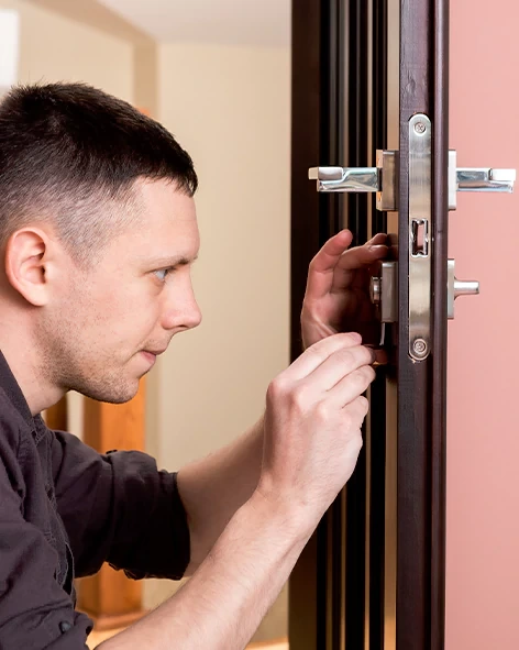 : Professional Locksmith For Commercial And Residential Locksmith Services in Spring Valley Lake, CA