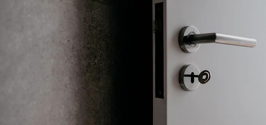 Front Door Handle Repair And Installation in Spring Valley Lake, CA